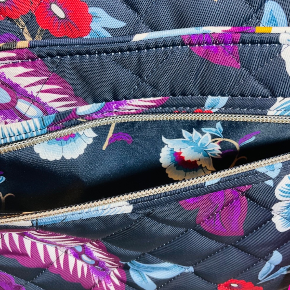 Vera Bradley Large Vera Tote Bag Purse Navy Floral Spring Break - Picture 4 of 7